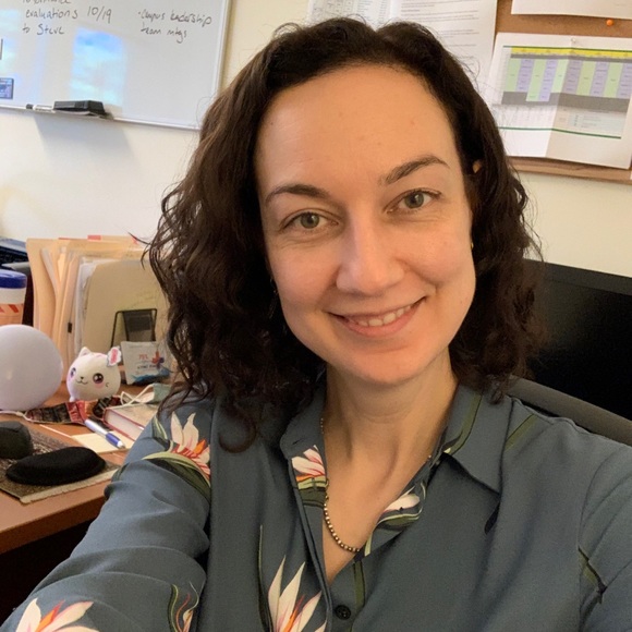 Meet your Posher, Olivia - Picture 1 of 1